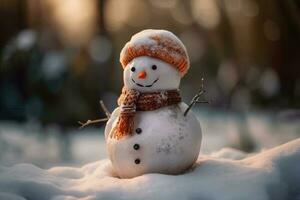divertente carino sorridente pupazzo di neve nel cappello, sciarpa su inverno soleggiato giorno all'aperto. simbolo inverno stagione concetto. generativo ai foto