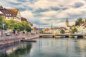Zurigo città di giorno, Svizzera foto