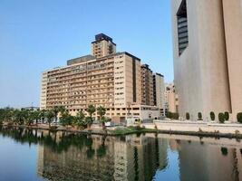 jeddah, Arabia arabia, giugno 2023 - un' bellissimo Visualizza di Residenziale edifici lungo il mare nel il commerciale centro di baldo, jeddah, Arabia arabia. foto