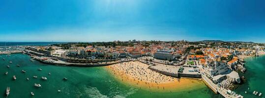 Portogallo, cascais vicino Lisbona, mare cittadina con spiaggia e porta panorama Visualizza foto