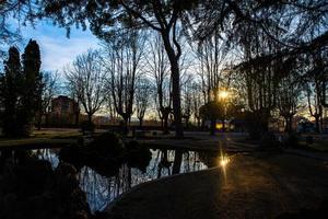 tramonto al parco foto