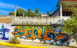 puerto escondido oaxaca Messico 2023 parete con graffiti arte disegni dipinti nel puerto escondido Messico. foto