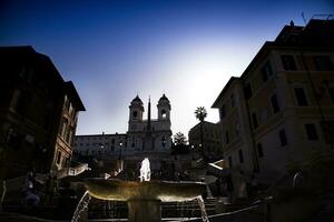 plaza di Spagna nel silhouette foto