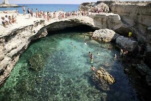 il grotta di poesia foto