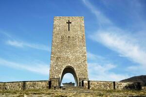 monumento dedito per il memoria di il vittime di il sant Anna di stazzema massacro foto