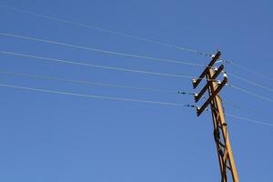 fotografico documentazione di un vecchio energia linea foto