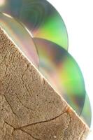 un' Sandwich con un' CD su superiore di esso foto