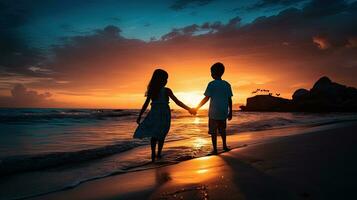 bambini silhouette Tenere mani a tramonto su il spiaggia godendo tranquillo momento con sbalorditivo colori foto