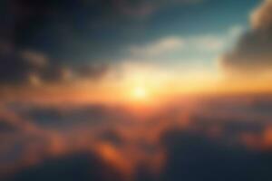 astratto naturale bellissimo sfocatura tramonto cielo sopra nuvole con drammatico luce. sfocatura Alba caldo colori e luminosa sole luce. paesaggio di bagliore sera Cloudscape sfocatura. foto