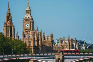 grande Ben e Westminster ponte nel Londra foto