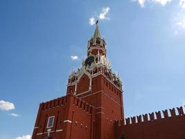 Cremlino. torre spasskaya nella città di mosca, russia foto