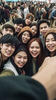 asiatico gruppo di giovane persone assunzione autoscatto. generativo ai foto
