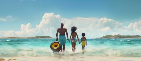 africano americano famiglia a piedi a spiaggia godendo estate vacanza foto