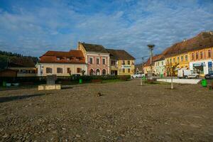 biertan un' molto bellissimo medievale villaggio nel transilvania, Romania. un' storico cittadina nel Romania quello ha conservato il franco e Gotico architettonico stile. viaggio foto. foto