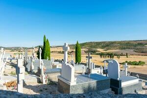 tradizionale cattolico cimitero con granito pantheon foto