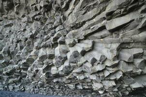 su vicino con basalto colonna roccia formazioni nel Islanda foto