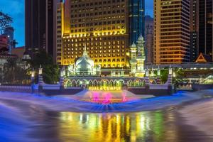 moschea jamek a kuala lumpur, malesia foto