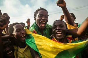 senegalese calcio fan festeggiare un' vittoria foto