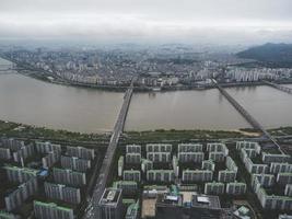 la splendida vista della città di Seoul e del fiume han-gang dall'aria. Corea del Sud