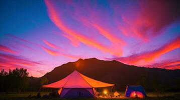 campeggio nel il montagne a tramonto. ai generativo foto