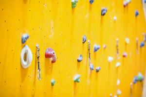 arrampicata parete. arrampicata parete con colorato rocce foto