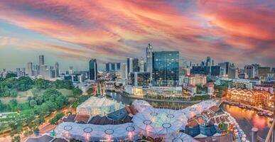 panoramico Visualizza di Singapore orizzonte con Clark banchina divertimento quartiere foto