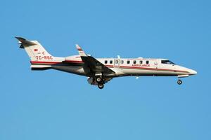 Turco ministero di Salute learjet 45 attività commerciale medico Jet aereo arrivo e atterraggio a Istanbul ataturk aeroporto foto