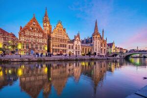 Visualizza di storico città di centro Gand, paesaggio urbano di Belgio foto