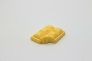 formaggio giocattolo su un' bianca sfondo foto