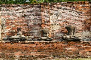 tempio Budda statua pagoda antico rovine inestimabile foto