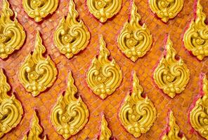 modello fuoco oro di tailandese tradizionale decorare foto