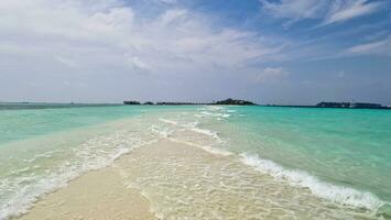 Paradiso Maldive, non solo turchese acqua e bianca spiagge... foto