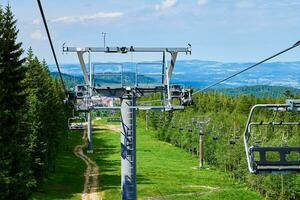 montagne con Aperto cavo macchine sollevare, karpacz, Polonia foto