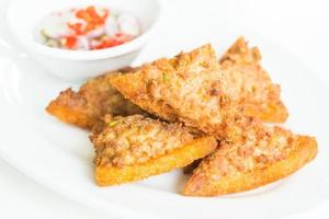 pane fritto con crema di maiale tritata foto