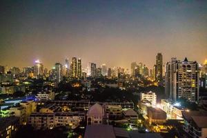 skyline della città di bangkok foto