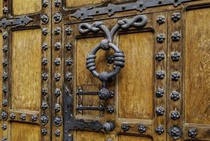 porta di legno medievale foto