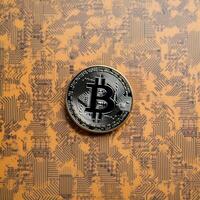 avvicinamento di un' bitcoin con un' unico fondale generativo ai foto