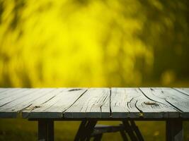 di legno tavolo e sfocatura tropicale giallo colore sfondo, Prodotto Schermo montaggio. alto qualità foto 8 mila fhd ai generato