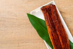 anguilla alla griglia o unagi alla griglia con salsa - kabayaki - cibo giapponese foto