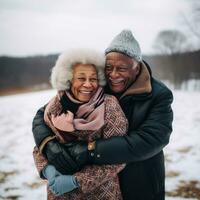 amorevole vecchio interrazziale coppia è godendo un' romantico inverno giorno ai generativo foto