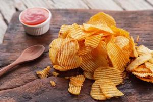 Ricetta Chips di patate alla paprika affumicata fatta in casa foto