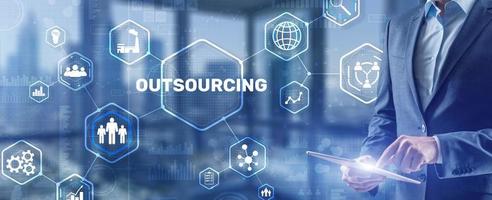 outsourcing 2021 risorse umane business concetto di tecnologia internet. foto