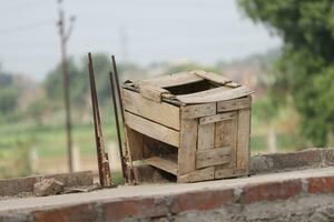 di legno scatola su il tetto di il Casa foto