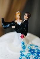 torta nuziale al matrimonio degli sposi foto