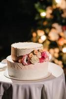 torta nuziale al matrimonio degli sposi foto