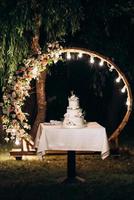 torta nuziale al matrimonio degli sposi foto