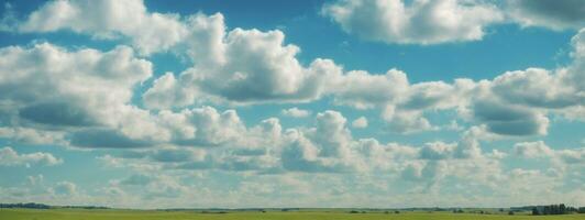 Russia estate paesaggio - verde campi, il blu cielo e bianca nuvole. ai generato foto