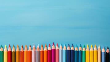 un' brillantemente colorato matita Astuccio circondato di scuola forniture sfondo con vuoto spazio per testo foto