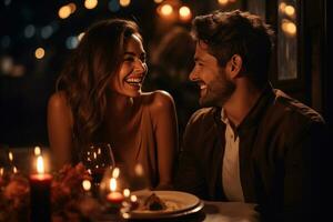 ridendo coppia godendo romantico cena Data foto