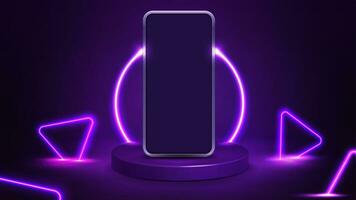 smartphone su viola podio con linea neon squillare su sfondo e neon viola triangoli intorno a. foto